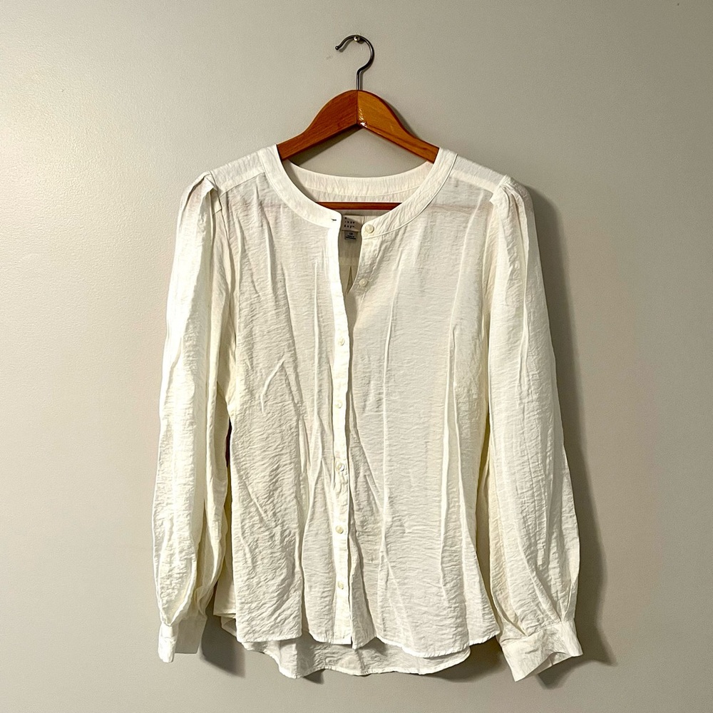 White Crinkled Top
